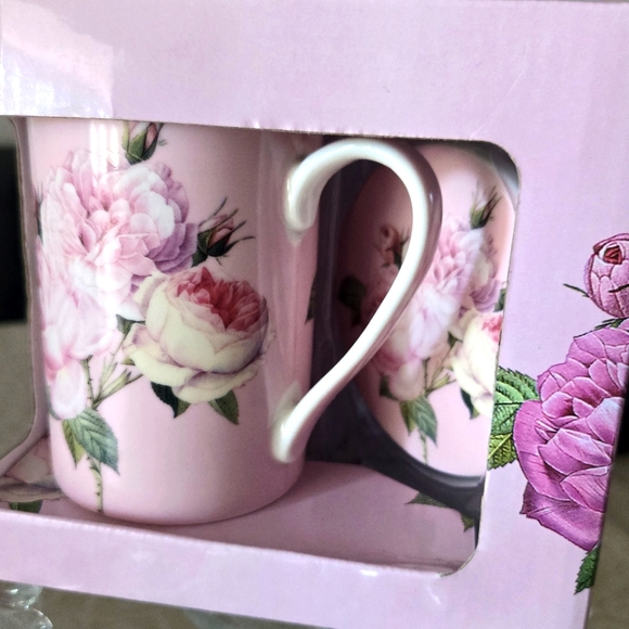 Clearance ☆ Kent Pottery Floral Mug Set - Picture 5 of 5